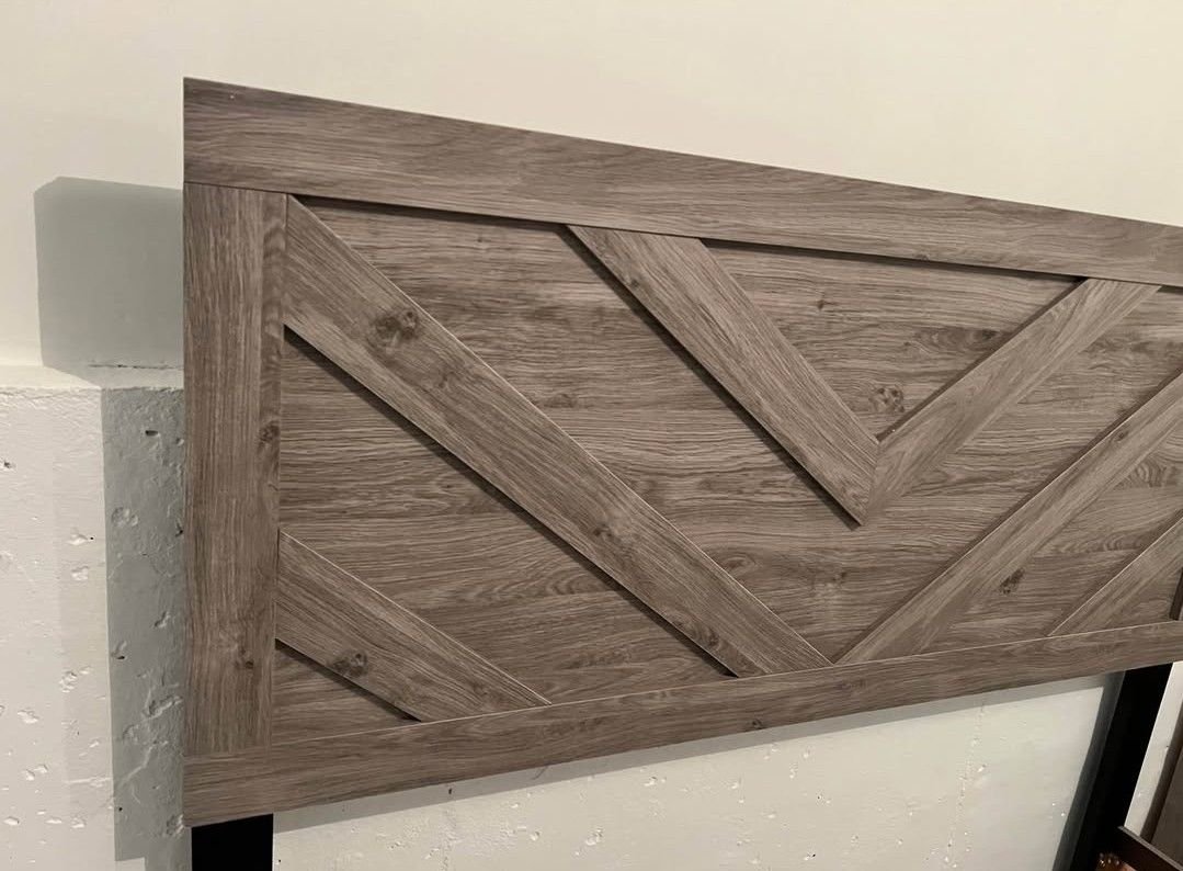 Brand New Grey Rustic 4-Piece Bedroom Set – Queen & King